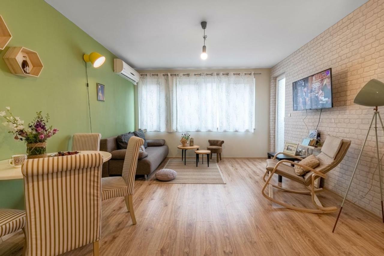 Soulful Apartments Varna Exterior foto