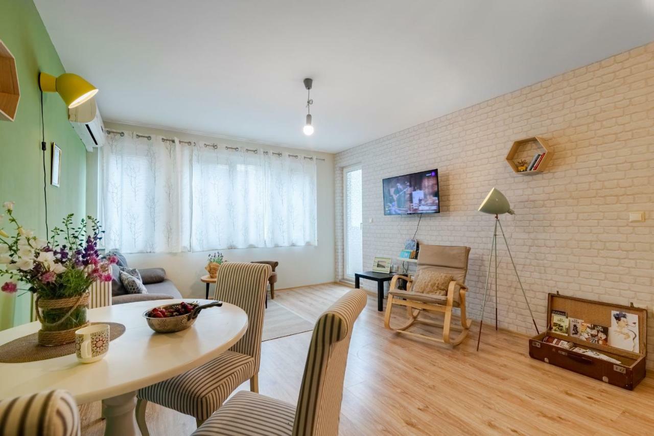 Soulful Apartments Varna Exterior foto